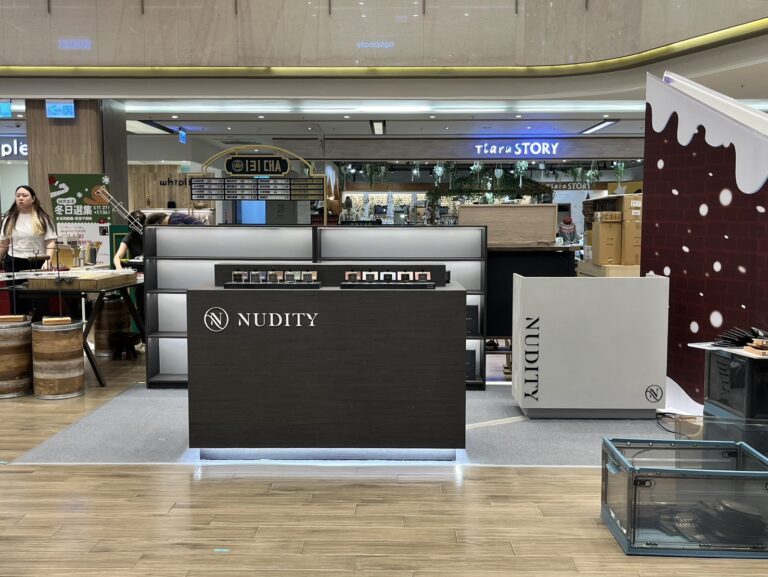 弍凡設計｜NUDITY｜專櫃設計